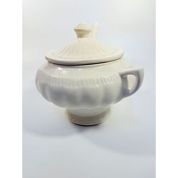 Ironstone Soup Tureen with Landle California US Pottery Vintage White Ceramic Mi - Picture 9 of 16